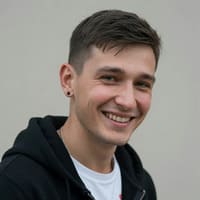 Артём Новиков